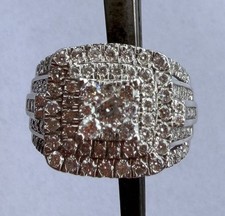 10K White Gold 1 CTW H-I SI3 Natural Diamond Cluster Statement Ring Size 7 picture