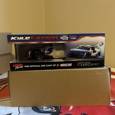 Kyle Larson 2025 Lionel #5 Hendrick cars COLOR CHROME NASCAR Champion  1/24 picture