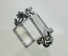 RARE ANTIQUE FIGURAL NAPKIN RING PUTTI CHERUB AMERICAN Meriden Co. VICTORIAN 333 picture