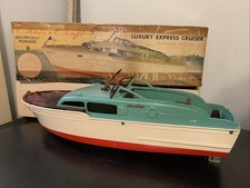 Vtg 1956 MARX CHRIS CRAFT ELECTRICALLY POWERED LUXURY EXPRESS CRUISER Toy Boat picture