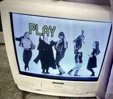 LOCAL PICKUP Panasonic PV-C2031W 20” White Omnivision CRT TV VCR WORKS FM Radio picture