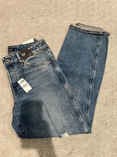 NWT Express Boyfriend Mid Rise Jeans Sz 4 picture