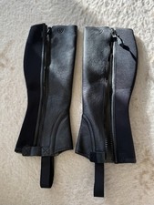NWT Ariat Unisex Breeze Half Chap in Black, Large Tall picture