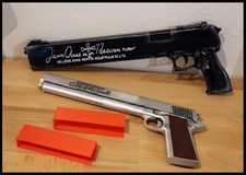 Hellsing ARMS Alucard .454 Casull & Jackal Gun - Cosplay Fan Made Prop picture