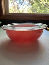 Vintage 1952 Pyrex 024 Flamingo Pink 2 Qt Round Casserole DishUSA w/ Lid picture