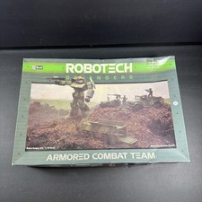 Revell 1/72 Robotech Defenders - Armored Combat Team Griffin Missing Read picture