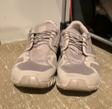 On Men’s Gray Lace-Up Low Top Athletic Sneakers for Activewear & Casual picture