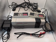 Original Nintendo Entertainment System NES Console w/ 2 Controllers - All Tested picture