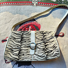 STUNNING vintage genuine (tiger) stingray skin purse in crisp ivory and black. picture