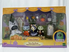 Calico Critters Trick or Treat Parade Limited Edition Seasonal Halloween Set... picture