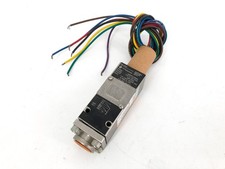 New ITT 122P87CC6540 Adjustable Pressure Switch 375-725psig 11A - No Box picture