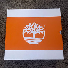 Brand new timberland never worn and comes with the cleaning kit picture