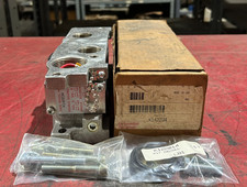 NEW IN BOX SCHRADER BELLOWS VALVE SUB BASE ASSEMBLY K142234 picture