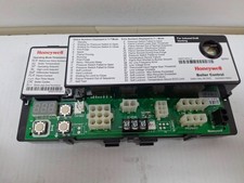 Honeywell Boiler Control, Hw, Induced, S9361a2070, 240009241 picture
