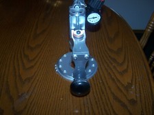 Power Draw Bar for Bridgeport & Import mills comes with a air pressure regulator picture