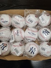  RAWLINGS OFFICIAL NY YANKEE BASEBALLS 2025  (1) DOZEN - MANFRED picture