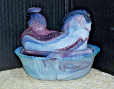VINTAGE BOYD  ROOSTER ON NEST 5 INCH CONFETTI? SLAG NON CATALOG SCARCE TO RARE picture