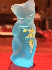 Vintage 2005 Fenton Lenox Celeste Blue Satin Glass Grooming Cat Figurine Signed picture
