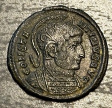 Constantine I AD 307-337 AE3 Bronze Follis Helmeded bust Reverse Globe on Altar picture