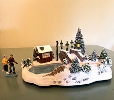 Hawthorne Village Thomas Kinkade Skating at the Pond Illuminated Hand Painted picture