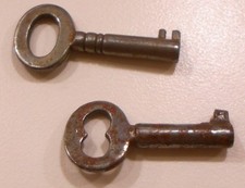 2 Miniature Antique Barrel Lock Keys 1 1/4