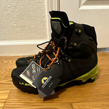 La Sportiva Aequilibrium LT GTX Hiking Boots Black/Lime Punch US 10 picture