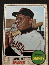 1968 Topps #50 Willie Mays San Francisco Giants HOF Vintage Baseball Card picture