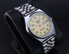 Vintage Seiko 5  Automatic 6309A Men's Wrist Watch, Day / Date- Japan Made picture