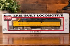 Proto 1000 HO Scale Erie-Built Diesel Locomotive C&NW Analog DC Light picture