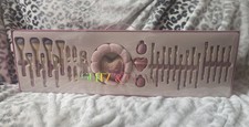 Glitz and Glam 31 Piece Essentials Makeup Brush Collection Viral Gift Set NWT picture