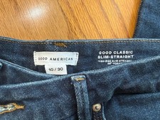 Good American Good Classic Slim Straight Jeans NWOT Size 10/30 28