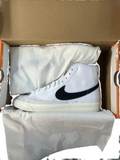 Nike Blazer Mid 77 Vintage Size 9.5 ,White/Black, BQ6806-100 picture