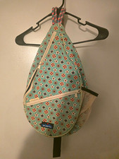 KAVU Floral Sling Crossbody Bag Green/Multicolor Zip, Adjustable Strap, Pockets picture