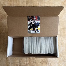 1998-99 Pacific Hockey Complete Set Series 1 & 2 - 451 Cards, #1-451 picture