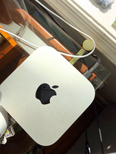 Mac Mini 2024 M4 16GB RAM 256GB SSD Silver picture