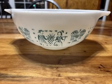 Vintage Pyrex Turquoise Butter Print 443 2.5 Qt Cinderella Amish Mixing Bowl picture