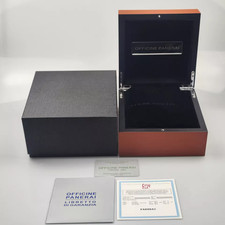 Exquisite Watch Storage: Premium Box Designed for Officine Panerai Collections picture