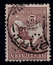 Stamp Australia Used 1915 to 1928 Official 2s Brown Wmk 6 Invert Sg O49w CV £850 picture