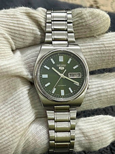 Seiko 5 Automatic Green Dial Day/Date Fixed Bezel Steel Bracelet Watch picture