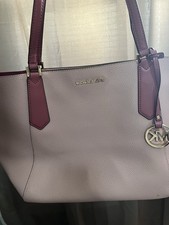 Michael Kors Pebbled Beige/Purple Tote Zip Shoulder Strap Gold Charm Pockets picture