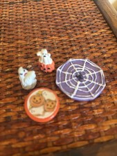 Halloween Miniature Lot Of 4 Ghosts Pumpkins Spider Vtg Decor Doll House Resin picture