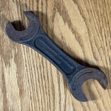 Antique Challenge Gordon Railroad Wrench Car Roller Stud Wrench Chicago picture