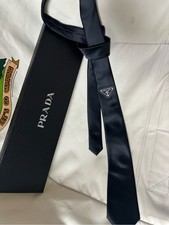 PRADA Milano Men's Black Solid Woven Silk Pointed Tie w/ Logo Plaque w box picture