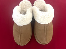 UGG Scuffette II Women’s Suede Slip-On Slippers Shearling Trim Brown 9 picture