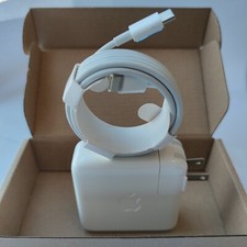 Genuine OEM 61W USB-C Power Adapter Charger For Apple MacBook PRO 13 inch A1718 picture