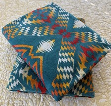 2 Pendleton Oversized Tucson Turquoise Spa Bath Towels 65”x37”, Pre Owned. picture