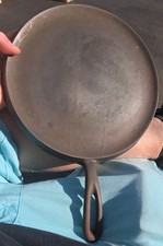 Vintage WAGNER WARE Sidney -0- 1109E Round Griddle Cast Iron Flat Skillet 10