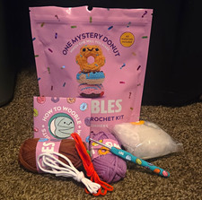 The Woobles Crochet Kit One Mystery Donut (Mystery Wooble) Log picture