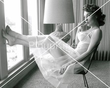 8x10 Photo Art 1950s Reprint Publicity Busty Art Posed Actress Allison Hayes 4 picture