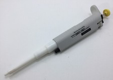 Oxford Benchmate Pipette | 20-200µL | Cleaned Calibrated Refurbished picture
